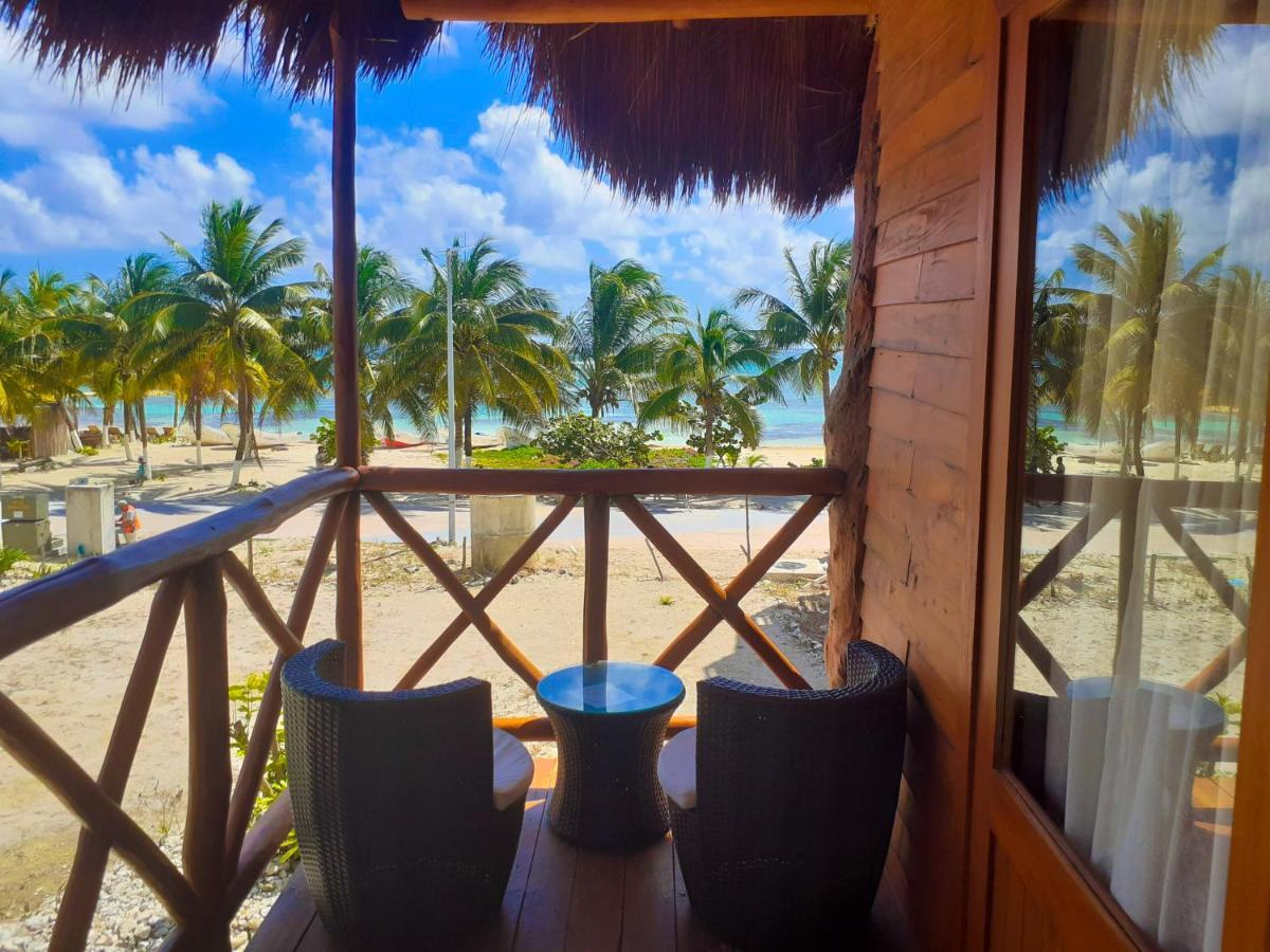 Palmeras De Mahahual Cabanas Exterior photo