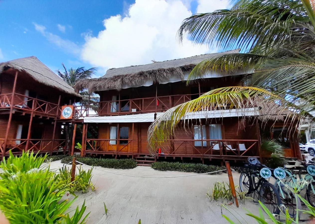 Palmeras De Mahahual Cabanas Exterior photo